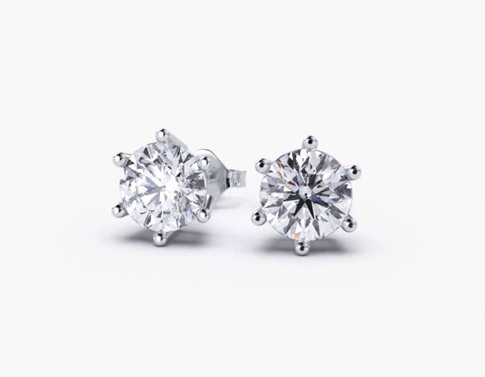 18k white gold round diamond stud earrings with 1 metal and r shape diamond